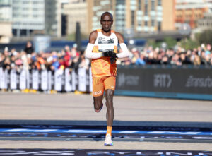 Eliud Kipchoge en el Maratón de Nueva York 2025
